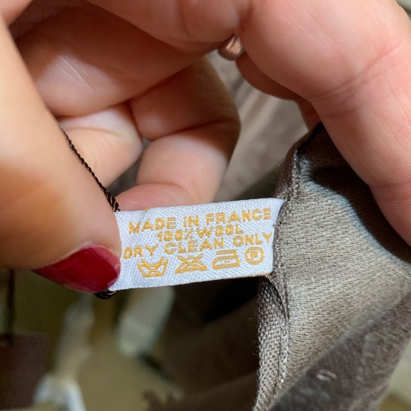 “Louis Vuitton” vintage Scarf 68"x27" new with tag - Picture 4 of 6